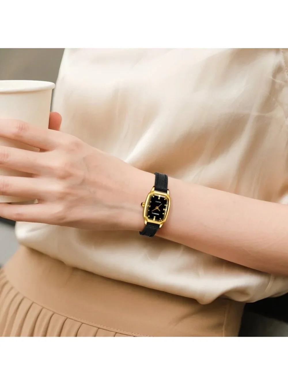 Women’s Black Gold Rectangular Quartz Leather Strap  Classic Vintage Wrist Watch